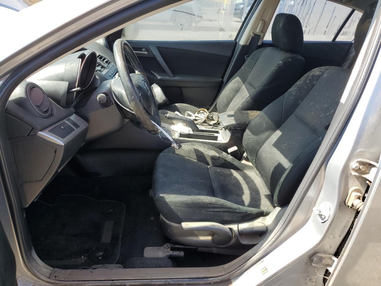 2013 Mazda 3 I - Image 7