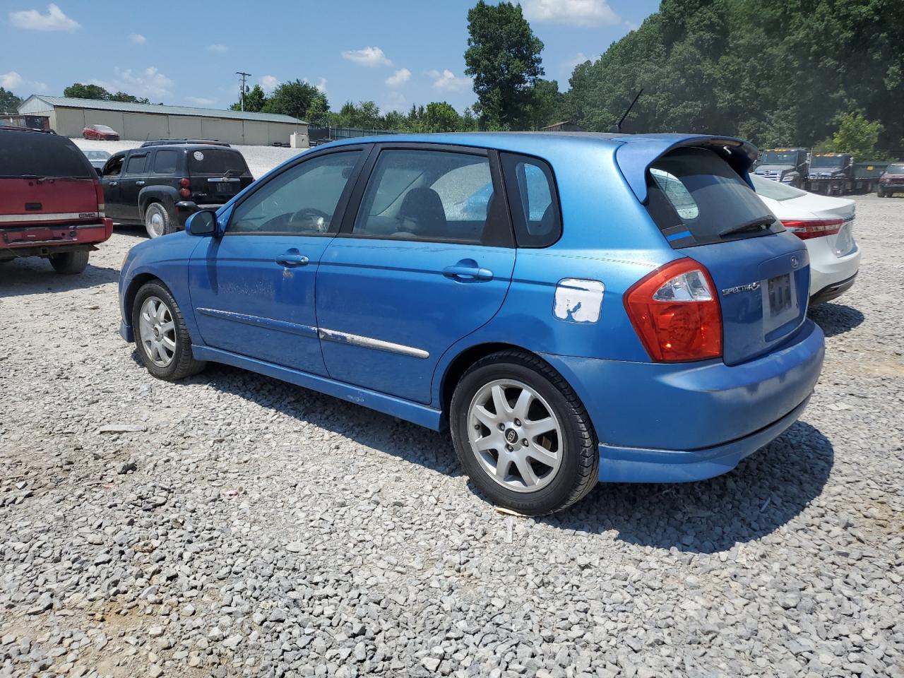 2005 Kia Spectra5 - Фото 2