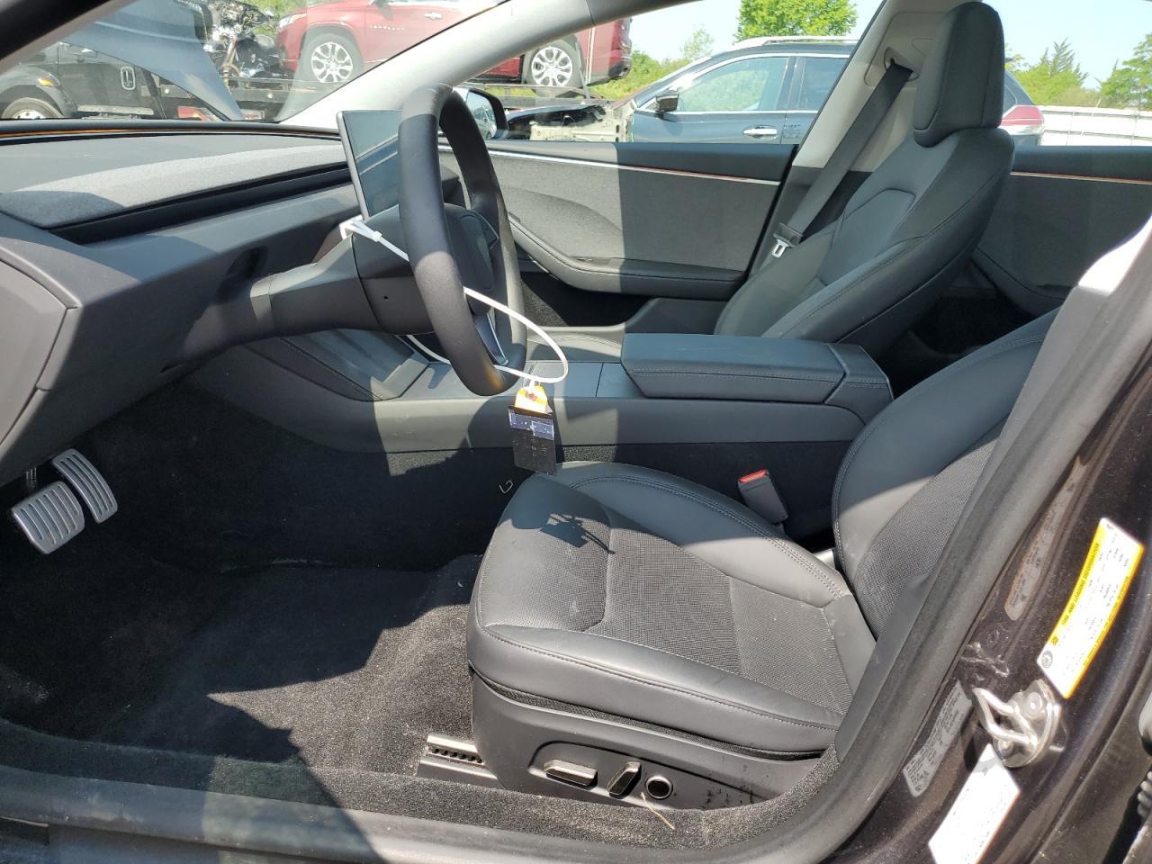 2024 Tesla Model 3 - Фото 7
