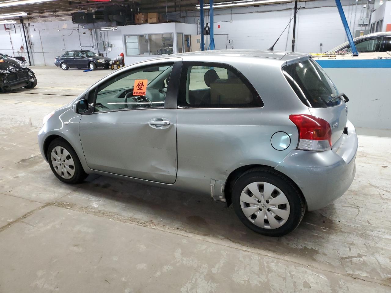 2010 Toyota Yaris - Фото 2