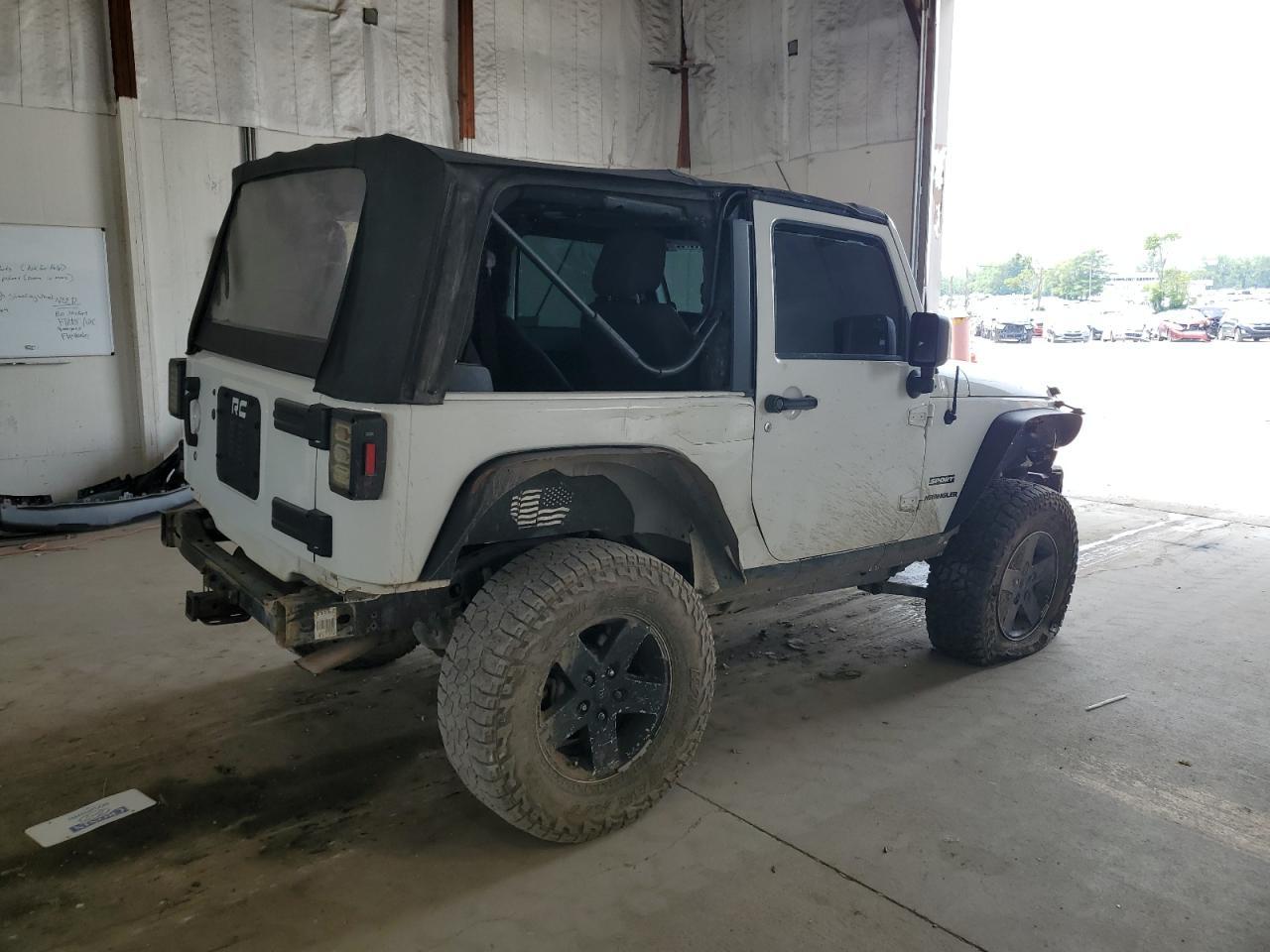2013 Jeep Wrangler Sport - Фото 3