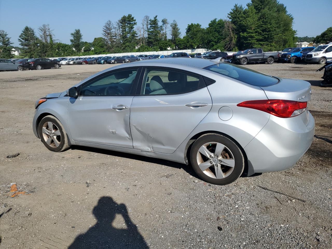 2013 Hyundai Elantra Gls - Фото 2