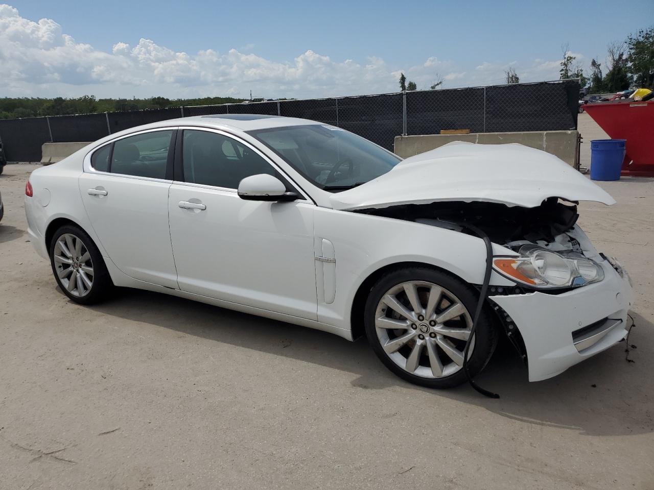 2011 Jaguar Xf - Фото 4