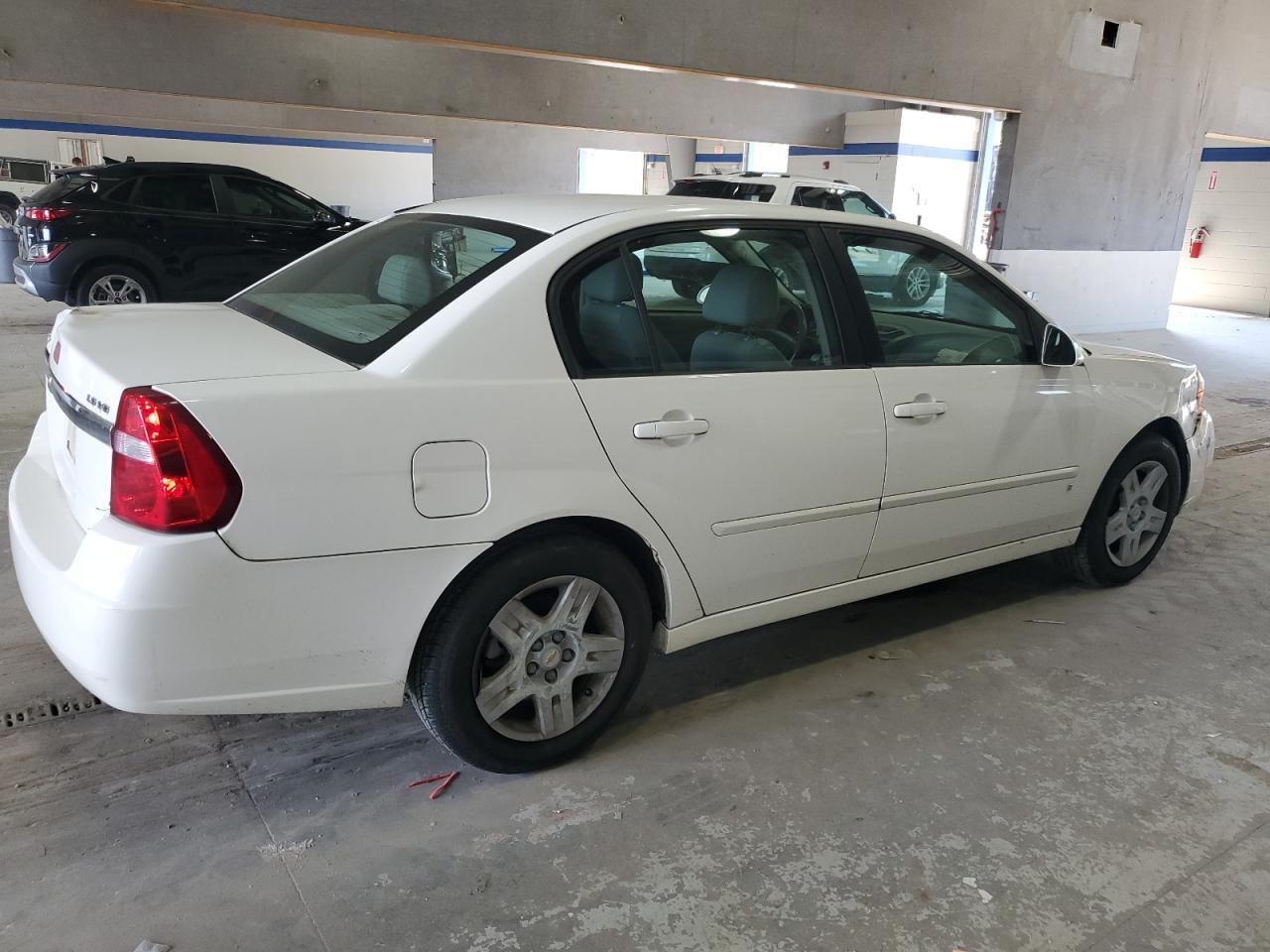 2008 Chevrolet Malibu Lt - Image 3