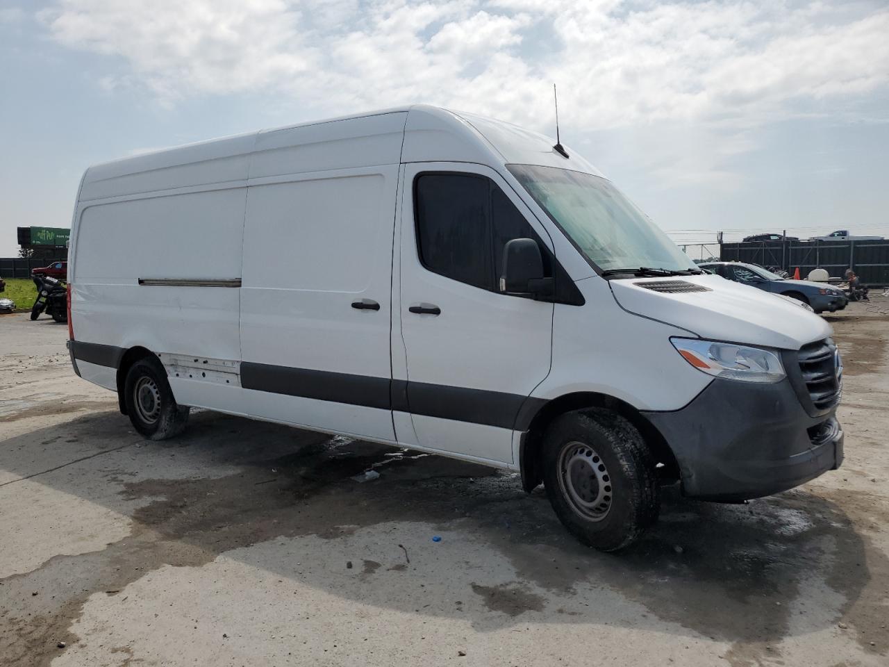 2021 Mercedes-Benz Sprinter 2500 - Фото 4