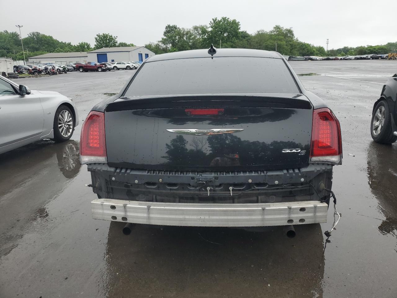 2018 Chrysler 300 S - Фото 6