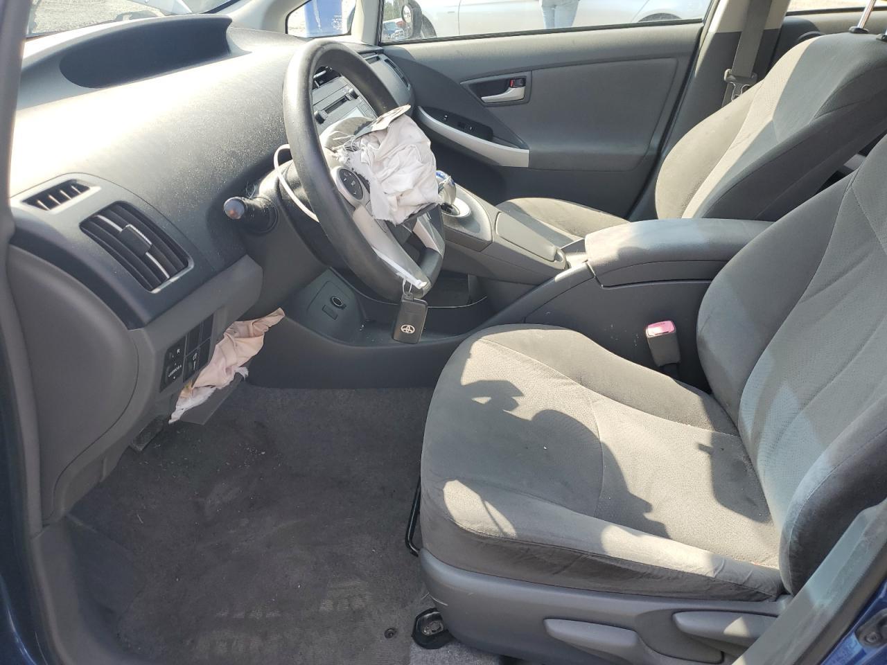 2010 Toyota Prius - Image 7