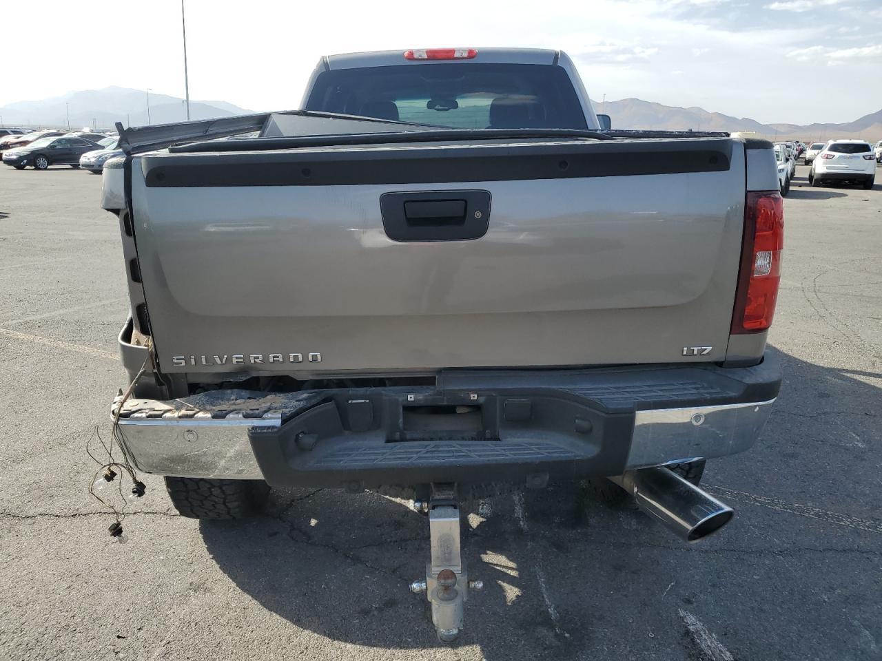 2008 Chevrolet Silverado K2500 Heavy Duty - Фото 6