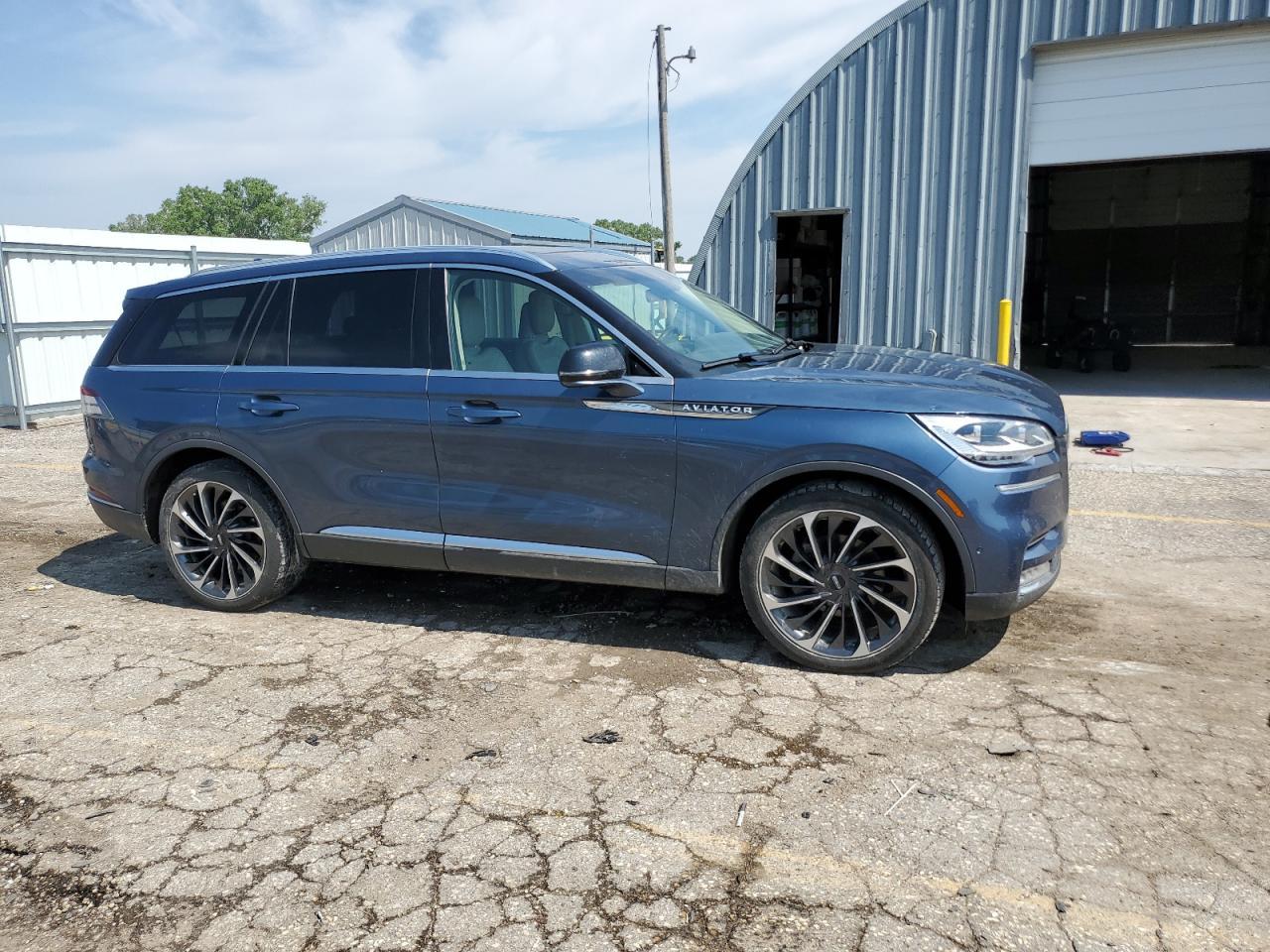 2020 Lincoln Aviator Reserve - Image 4