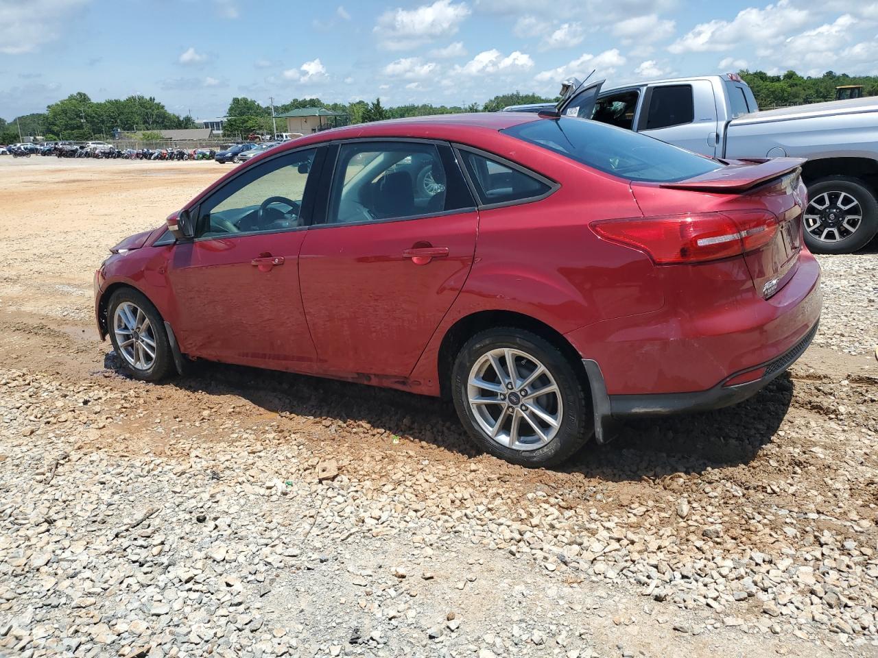 2017 Ford Focus Se - Фото 2