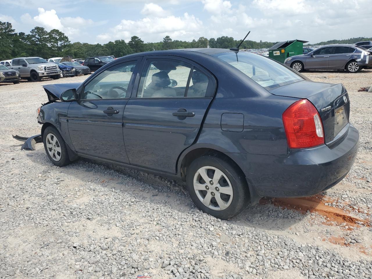 2009 Hyundai Accent Gls - Image 2