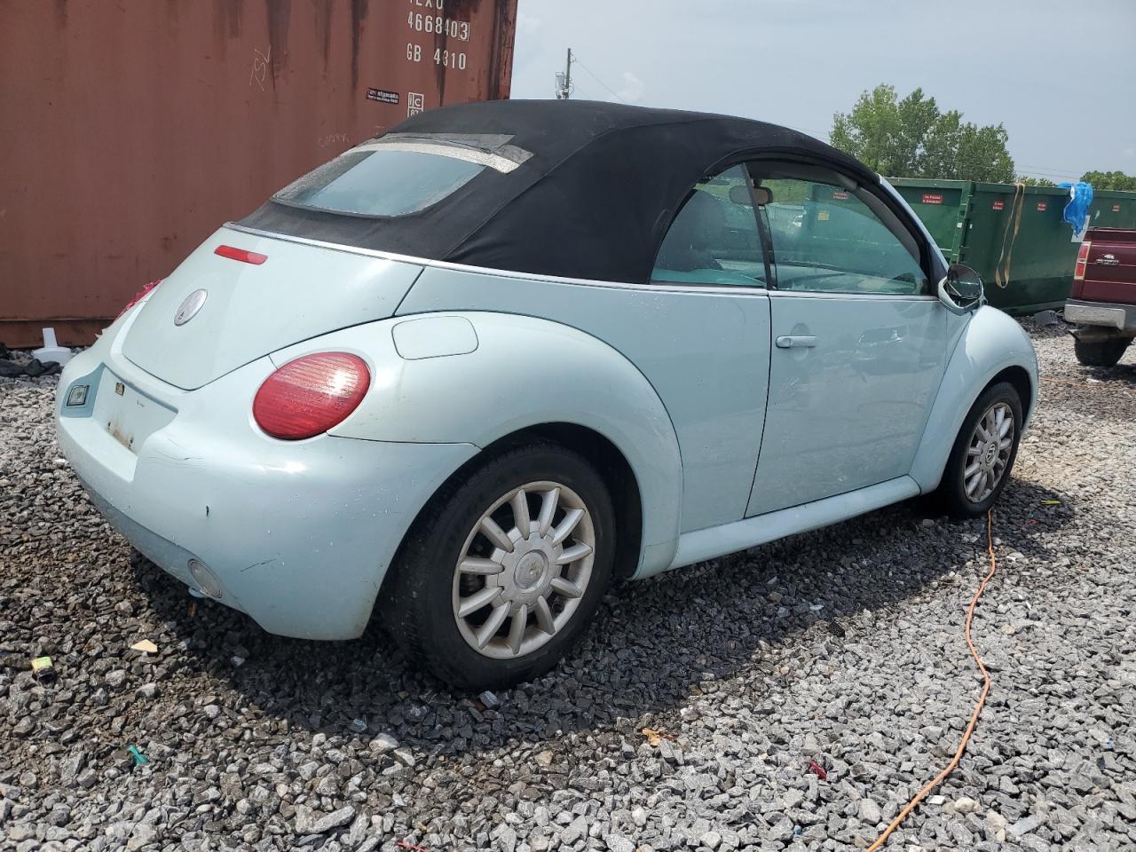 2004 Volkswagen New Beetle Gls - Image 3