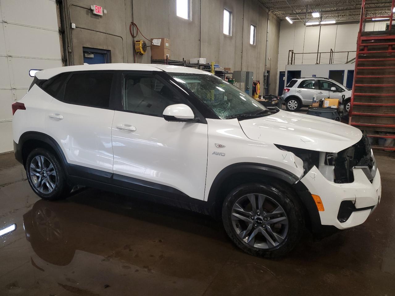 2023 Kia Seltos Lx - Image 4