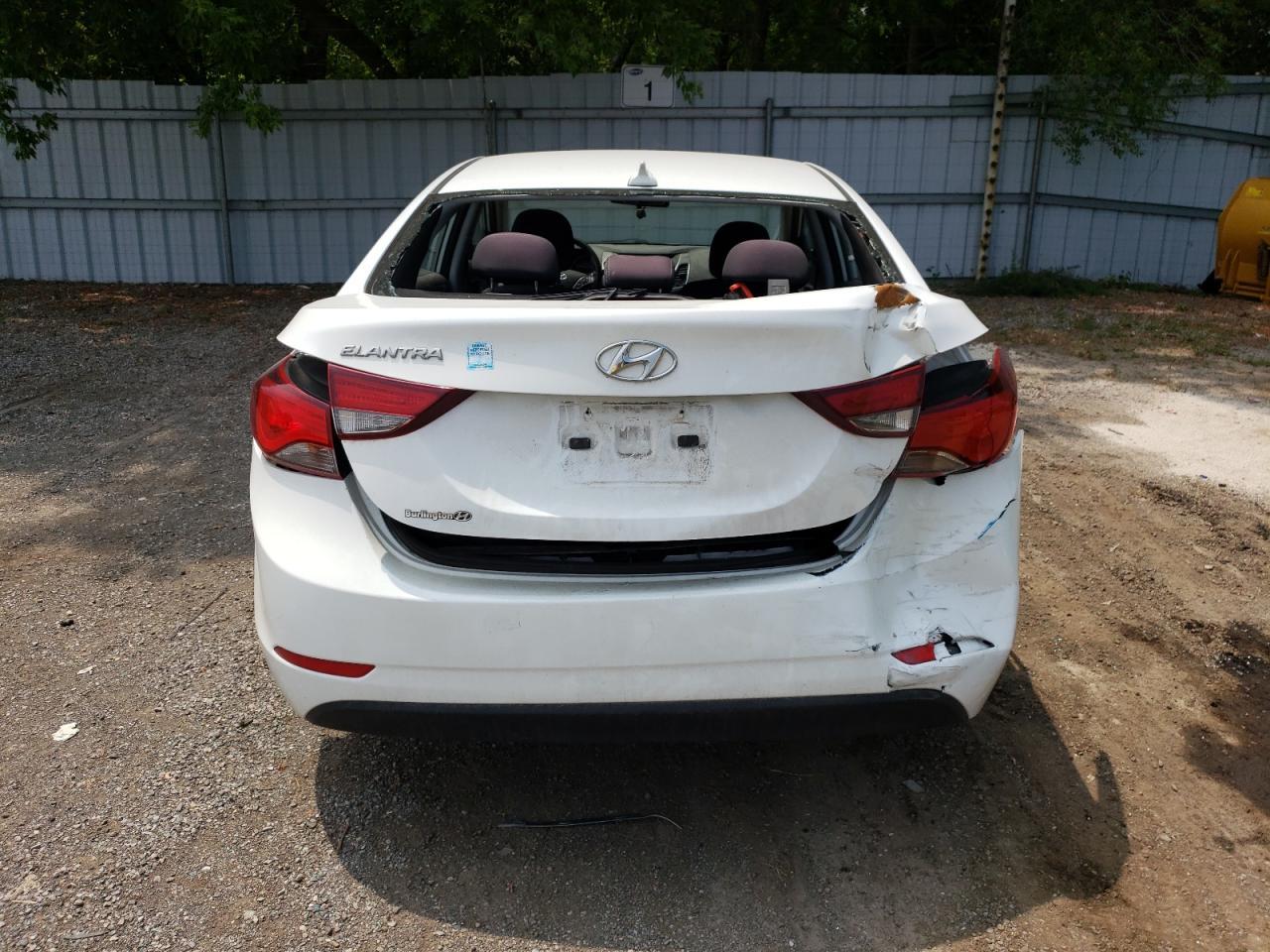 2016 Hyundai Elantra Se - Image 6