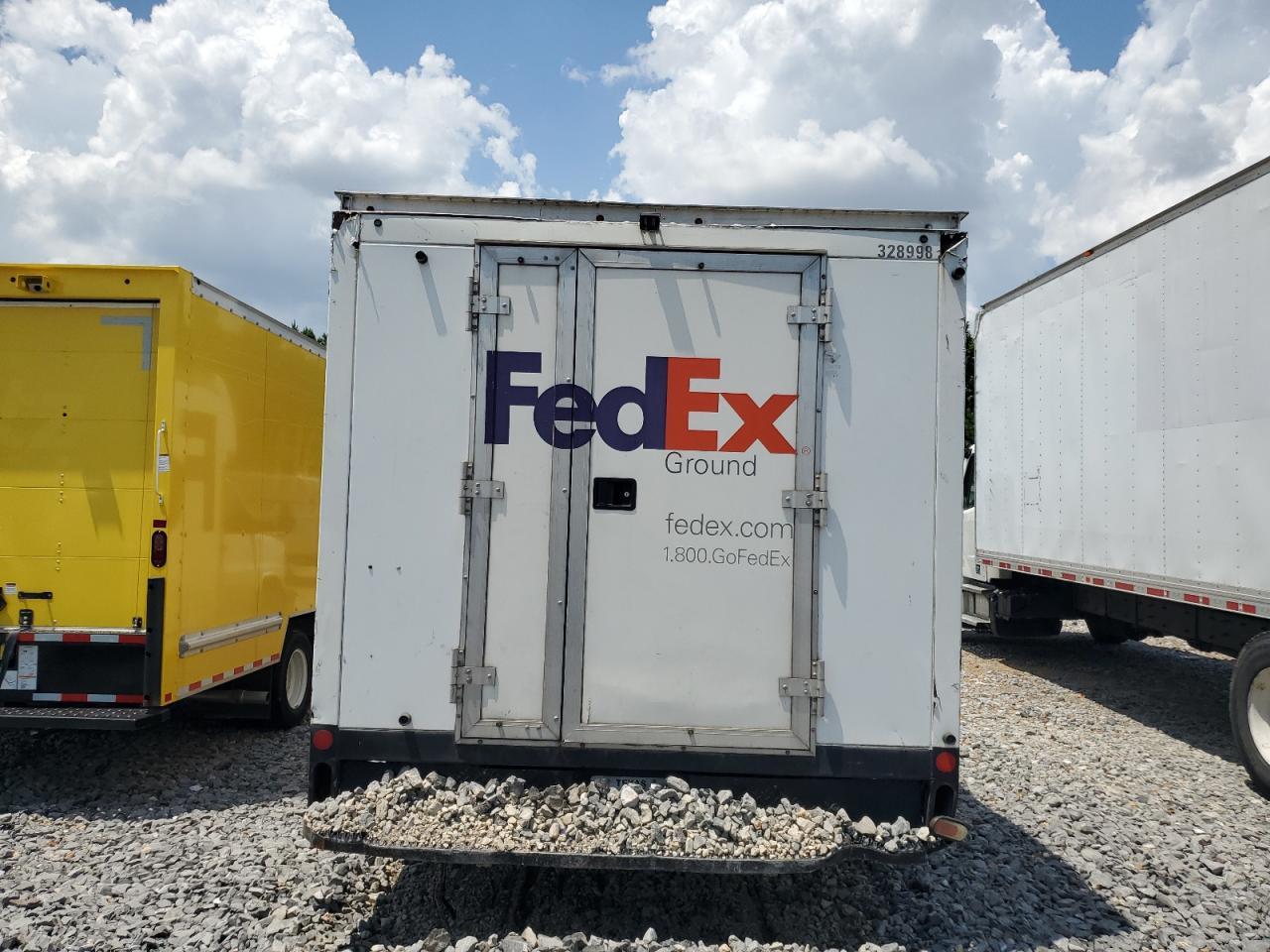 2017 Chevrolet Express G3500 - Фото 6