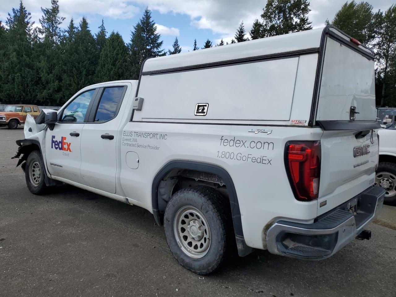 2020 GMC Sierra K1500 - Фото 2