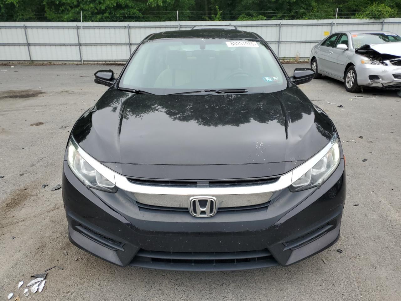 2017 Honda Civic Ex - Фото 5