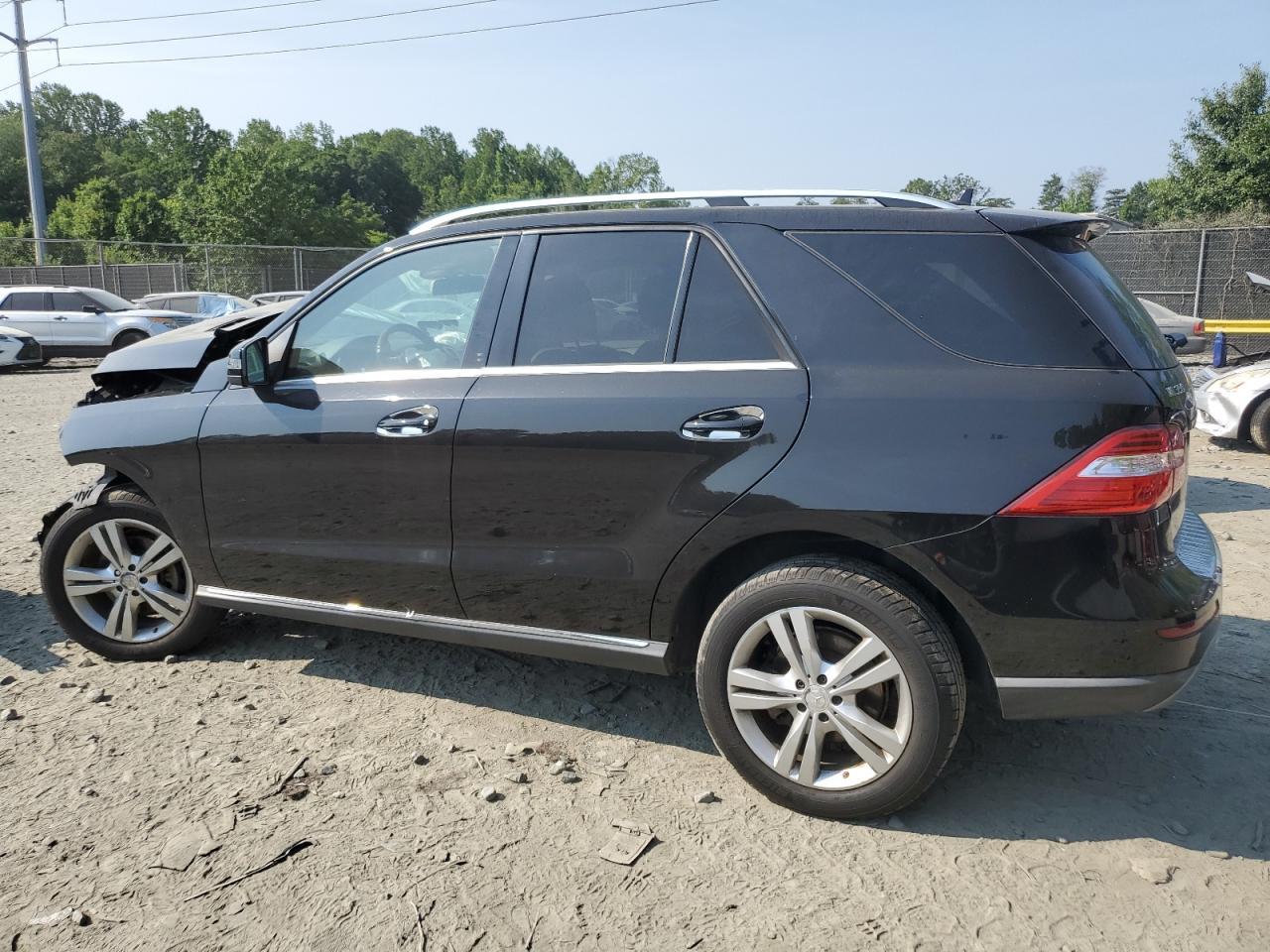 2013 Mercedes-Benz Ml 350 4Matic - Image 2