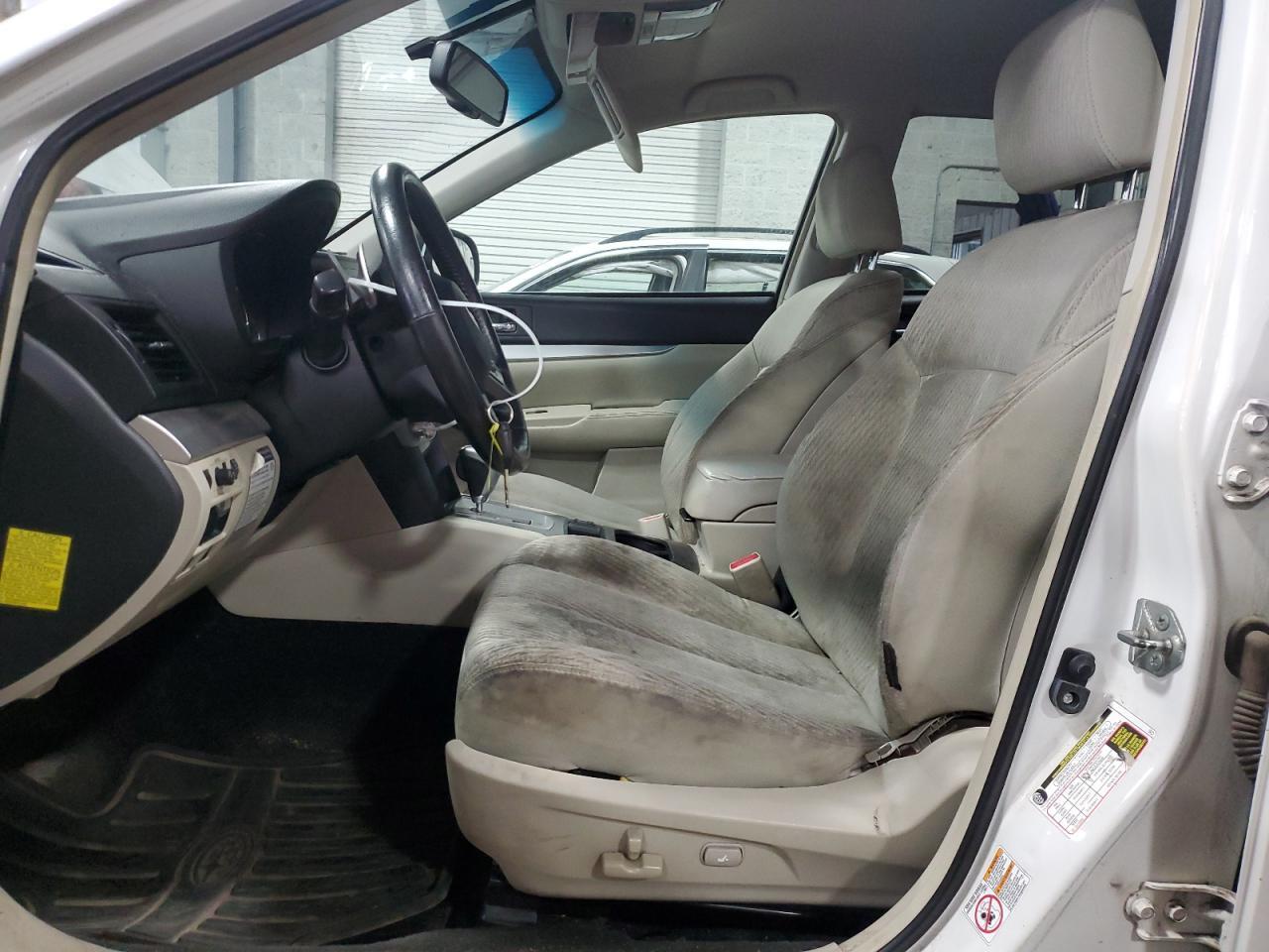 2011 Subaru Outback 2.5I Premium - Фото 7
