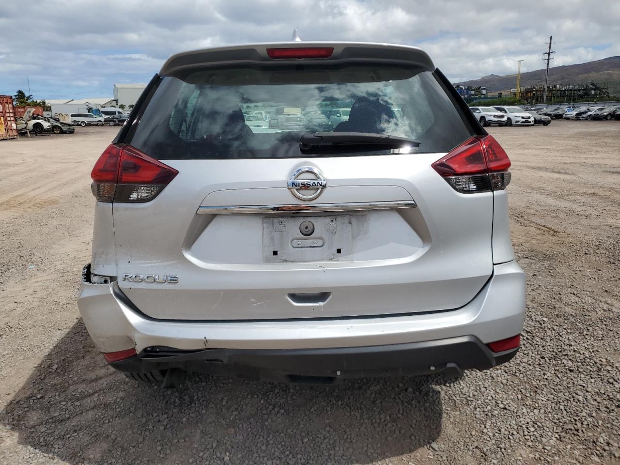 2019 Nissan Rogue S - Фото 6