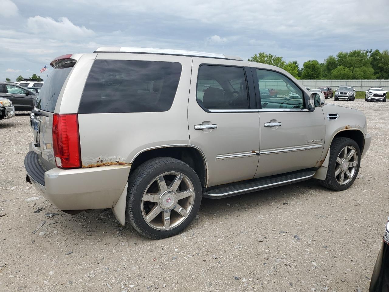 2007 Cadillac Escalade Luxury - Фото 3