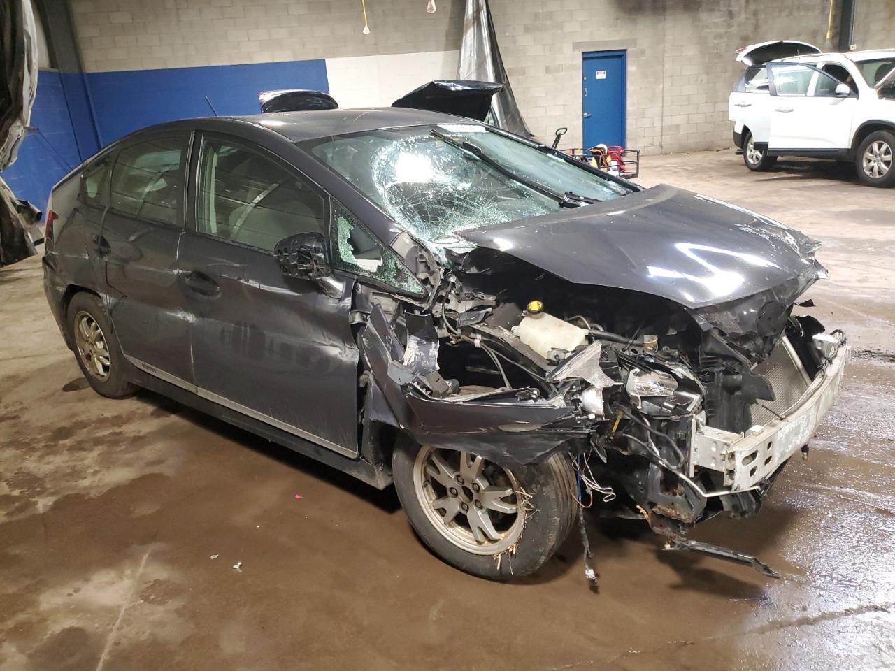 2011 Toyota Prius - Фото 4