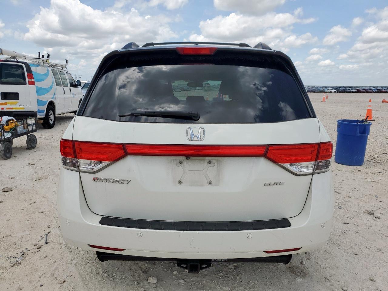 2016 Honda Odyssey Touring - Фото 6