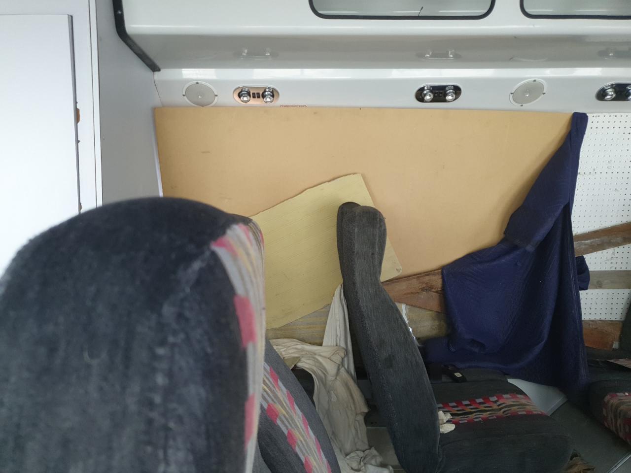 1994 Ford Econoline E350 Cutaway Van - Фото 6