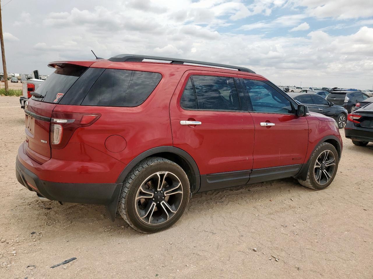 2014 Ford Explorer Sport - Image 3