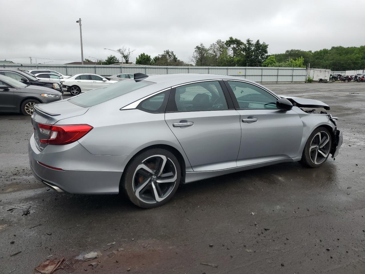 2022 Honda Accord Sport - Image 3