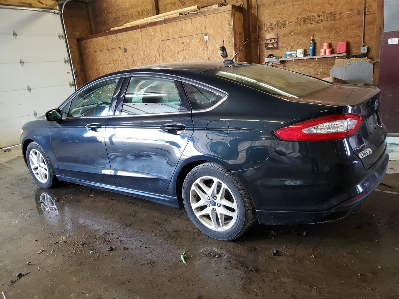 2014 Ford Fusion Se - Фото 2