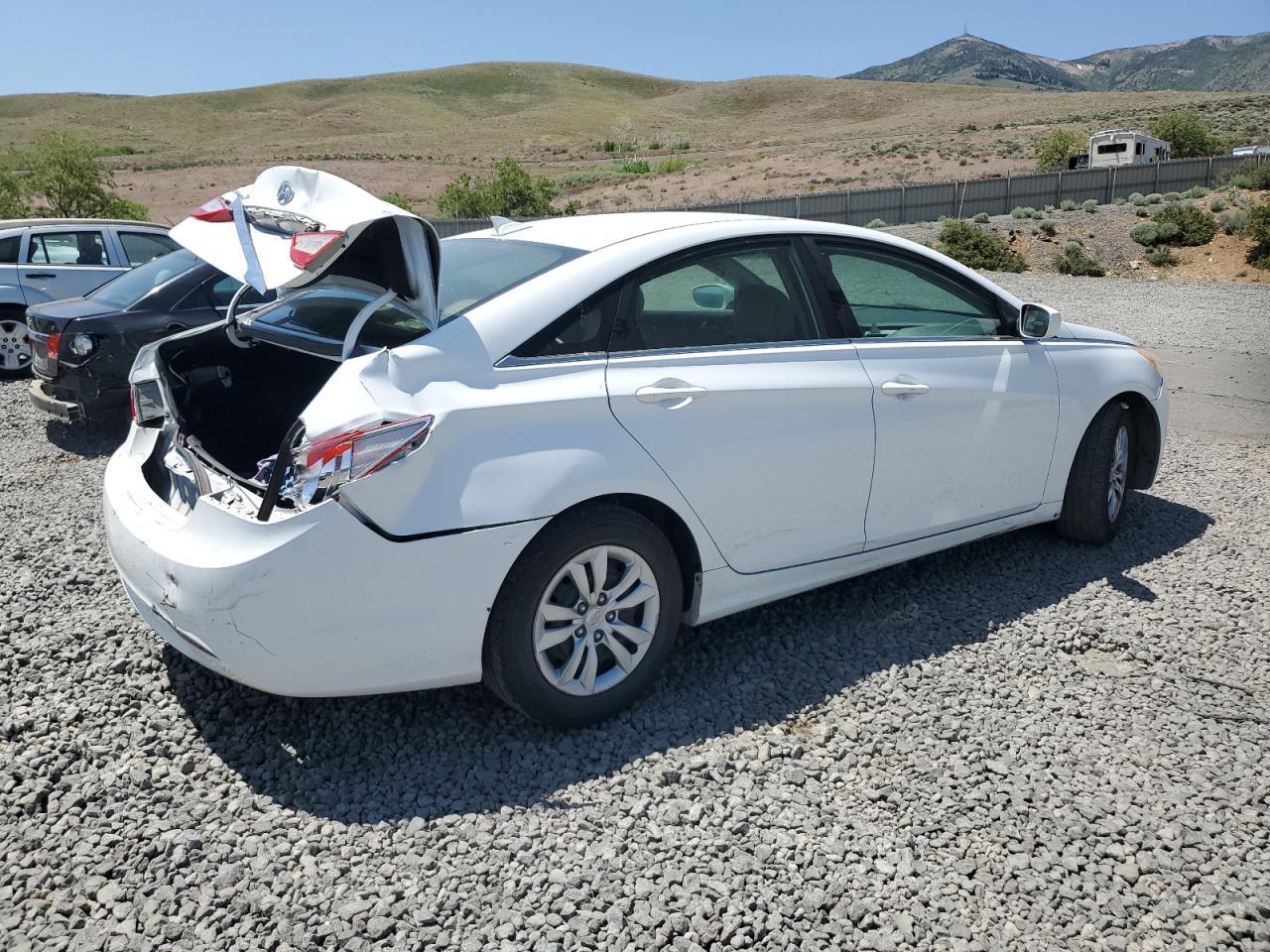 2013 Hyundai Sonata Gls - Image 3