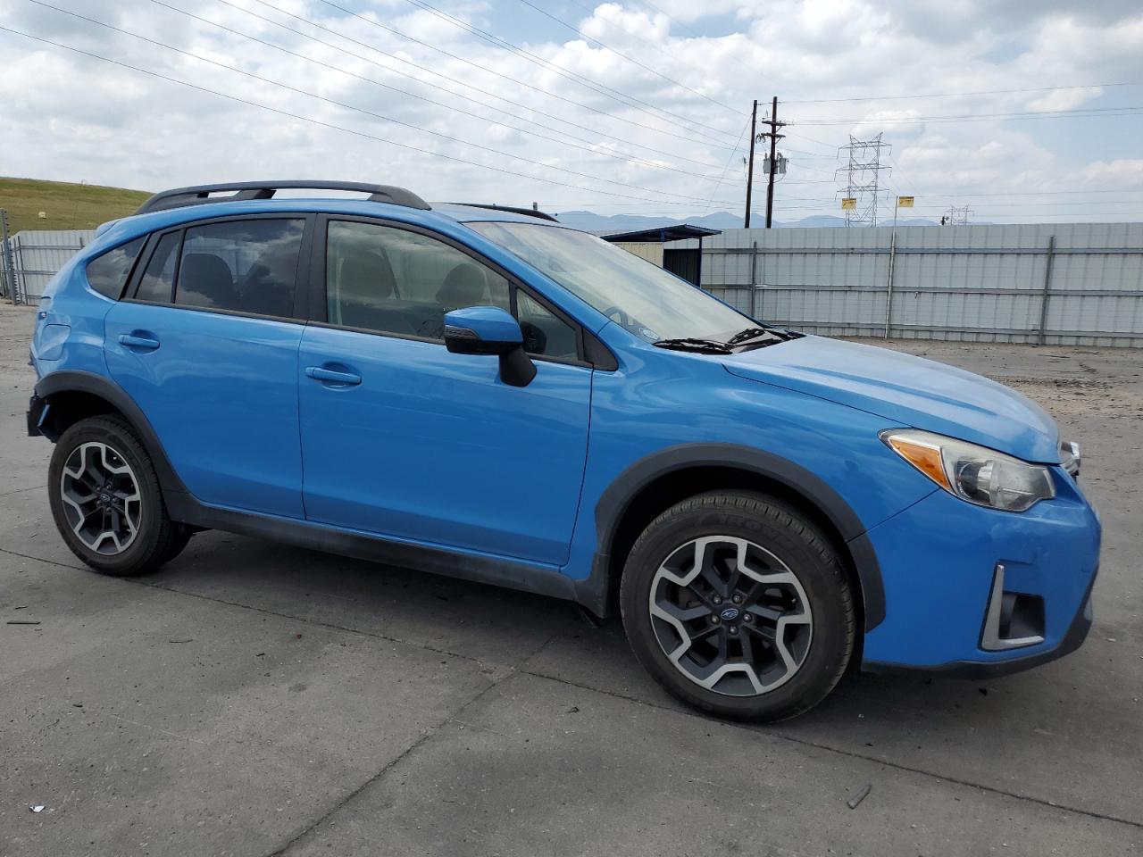 2016 Subaru Crosstrek Limited - Image 4