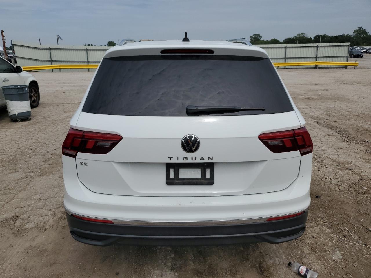 2022 Volkswagen Tiguan Se - Image 6