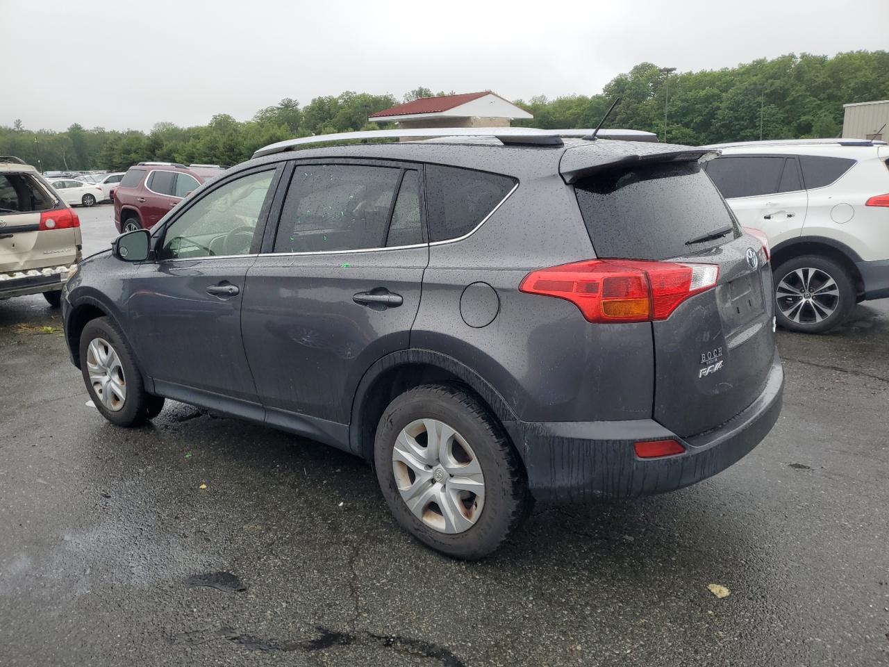 2015 Toyota Rav4 Le - Фото 2