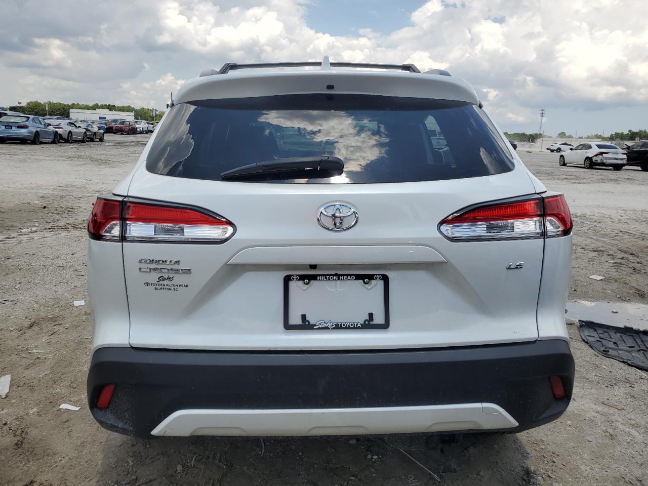 2022 Toyota Corolla Cross Le - Фото 6