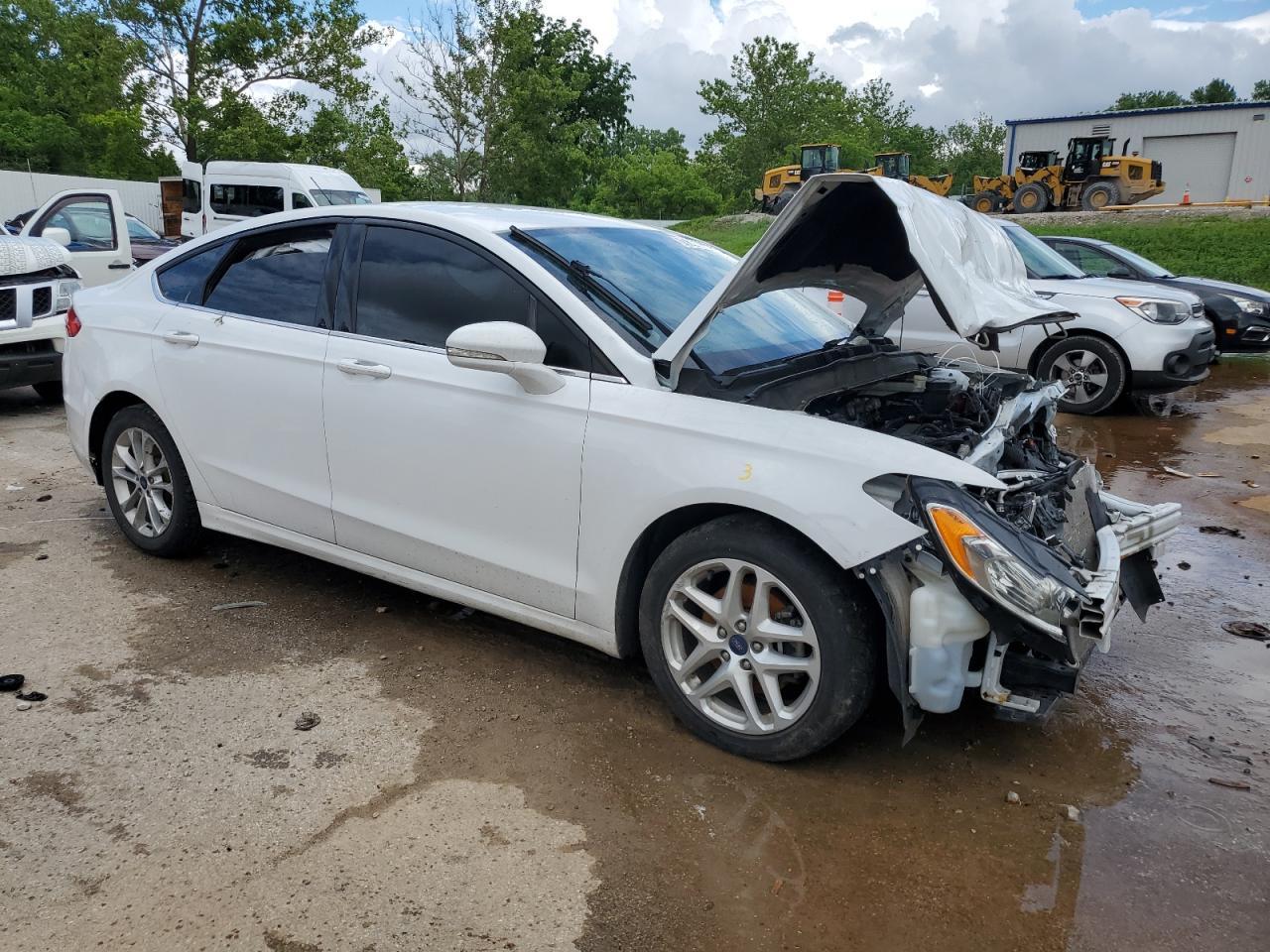 2016 Ford Fusion Se - Фото 4