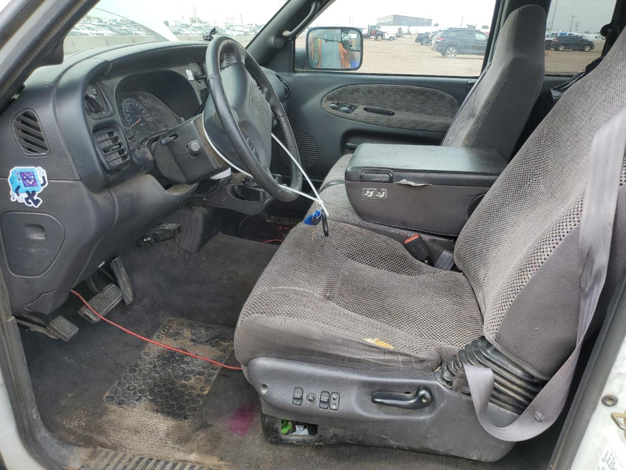 2001 Dodge Ram 2500 - Фото 7