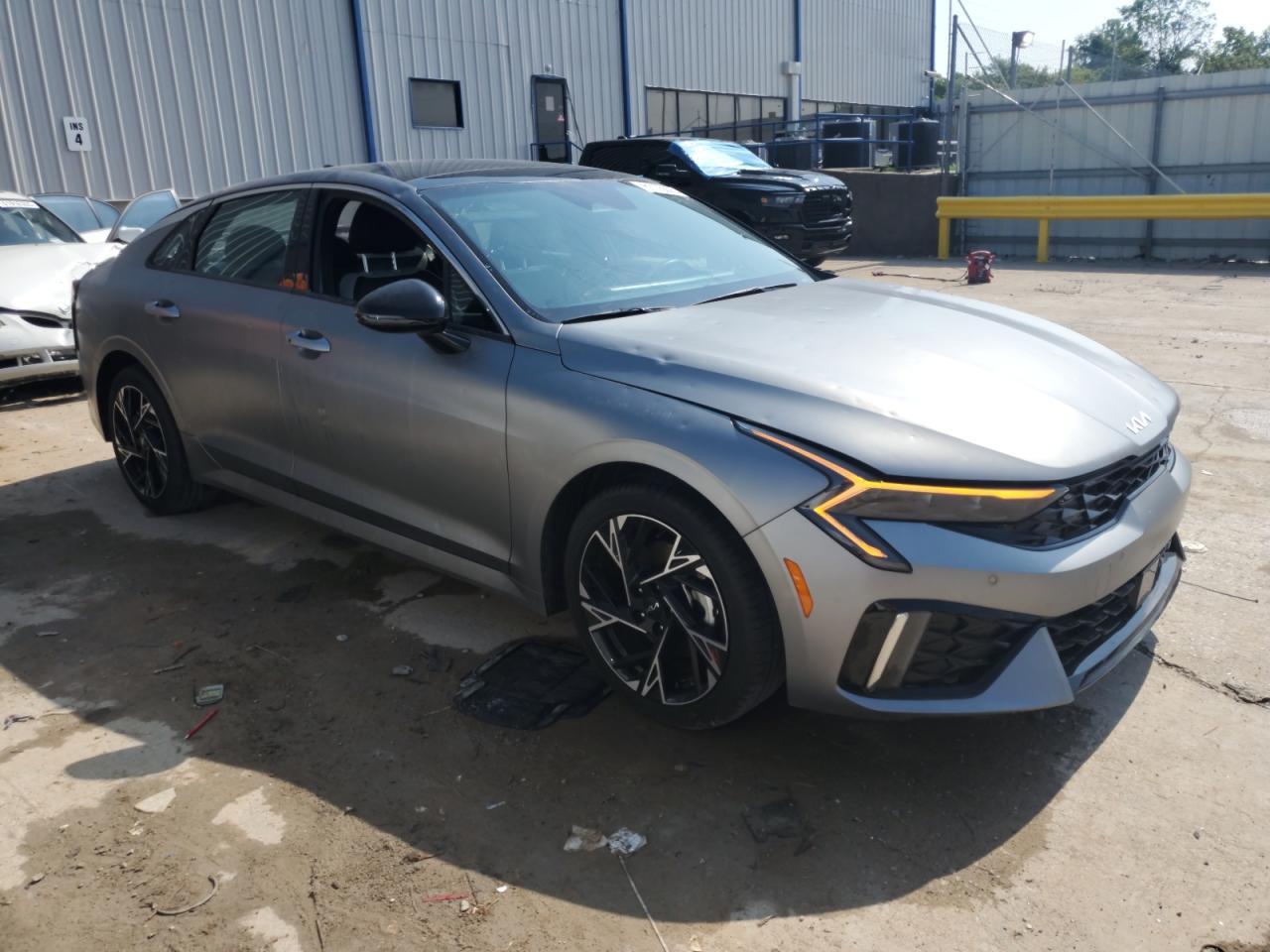 2025 Kia K5 Gt Line - Фото 4