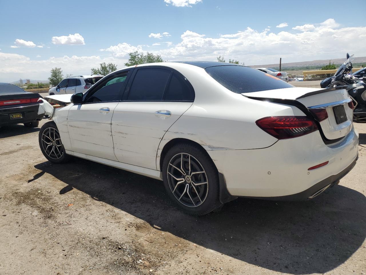 2021 Mercedes-Benz E 350 4Matic - Фото 2