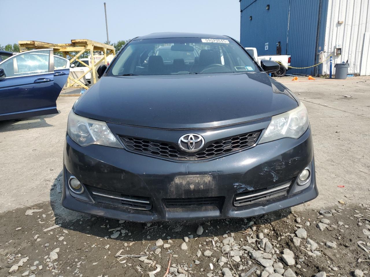 2014 Toyota Camry L - Image 5