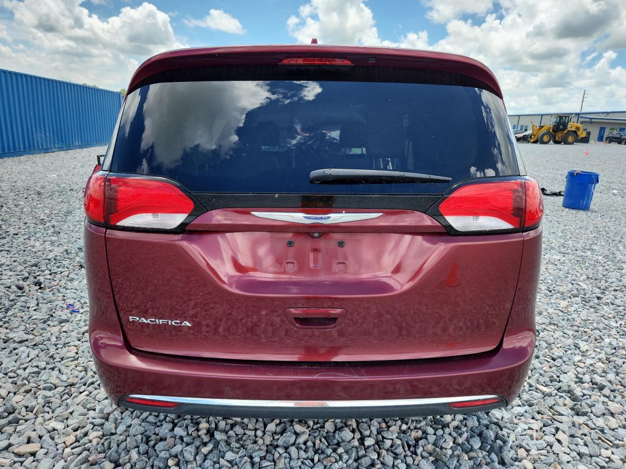 2018 Chrysler Pacifica Touring L Plus - Image 6