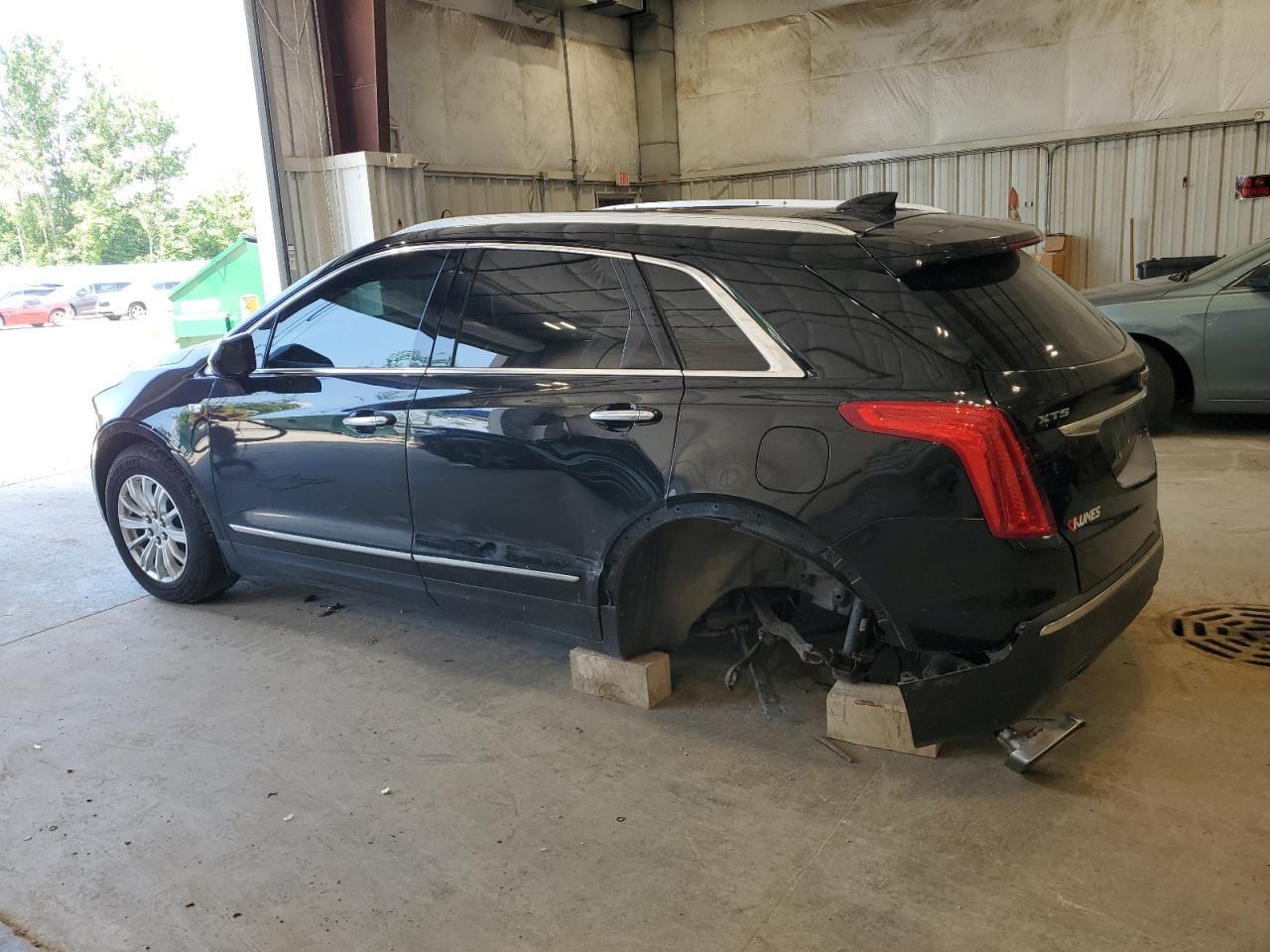 2017 Cadillac Xt5 - Фото 2