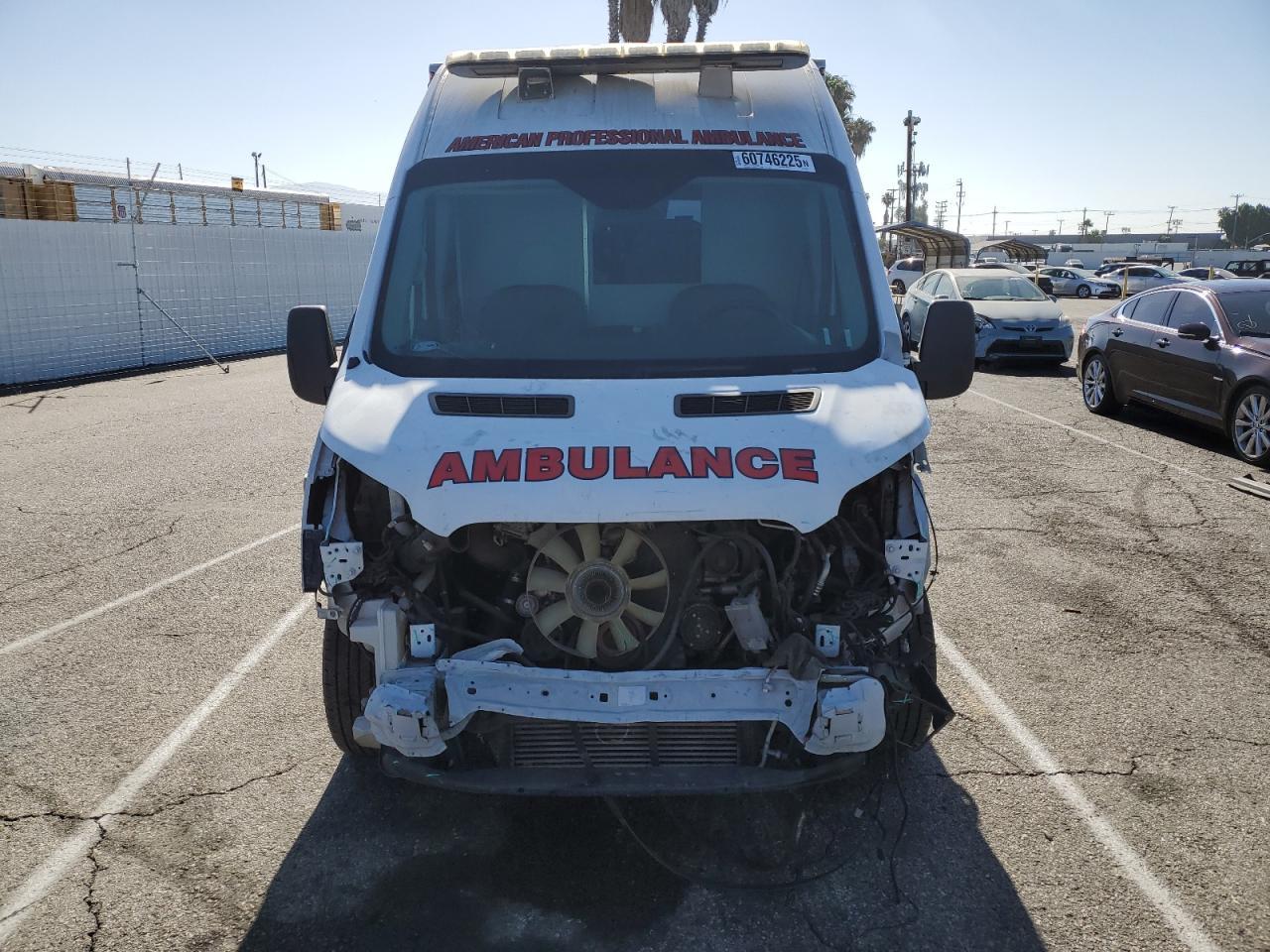 2015 Ford Transit T-250 - Фото 5