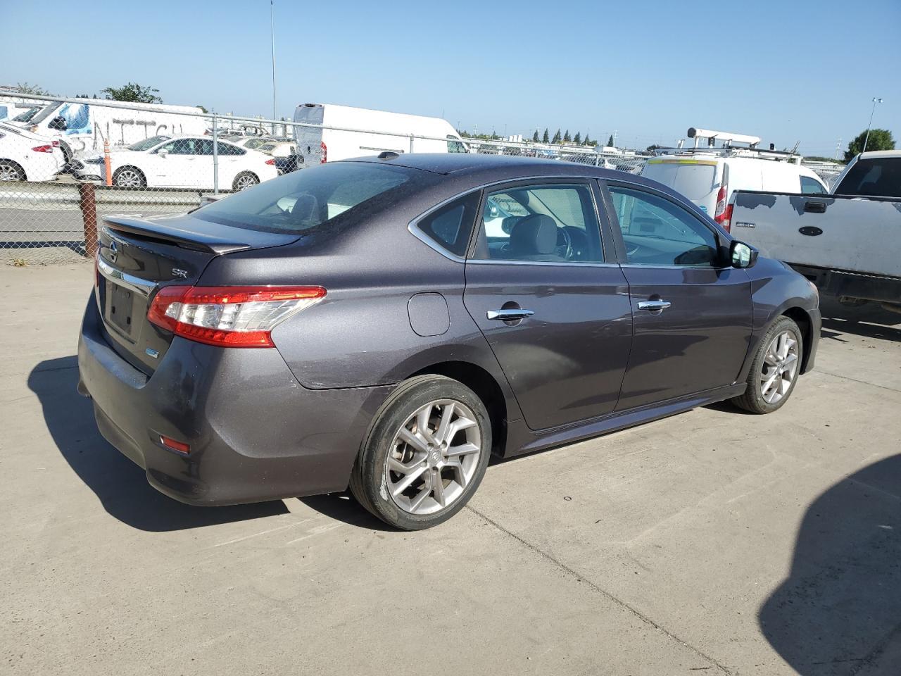 2013 Nissan Sentra S - Фото 3