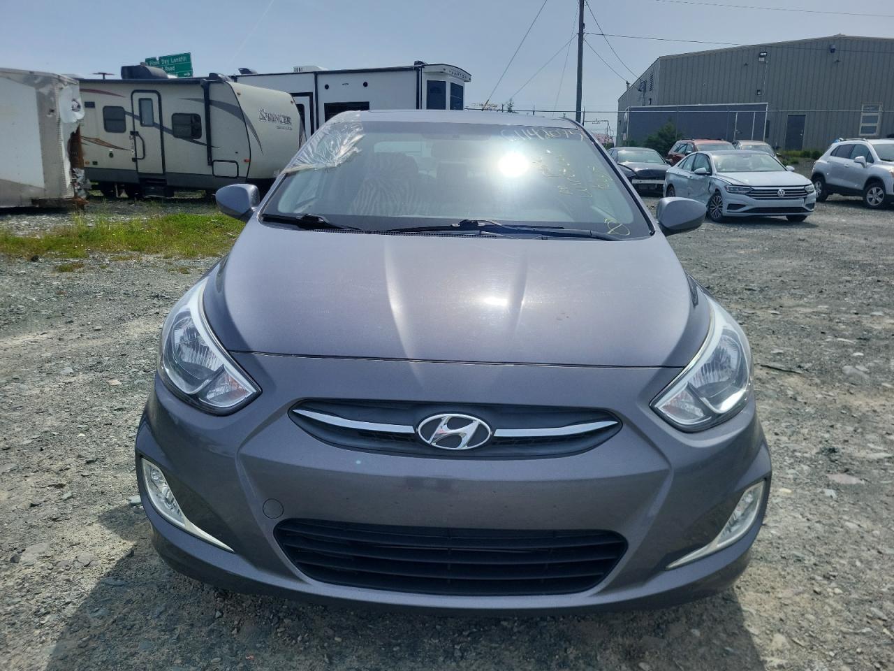 2017 Hyundai Accent Se - Фото 5
