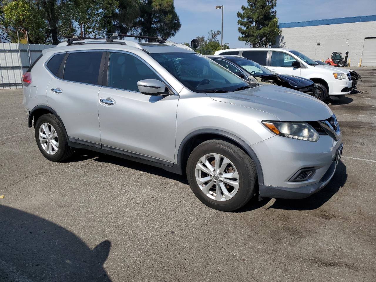 2016 Nissan Rogue S - Фото 4