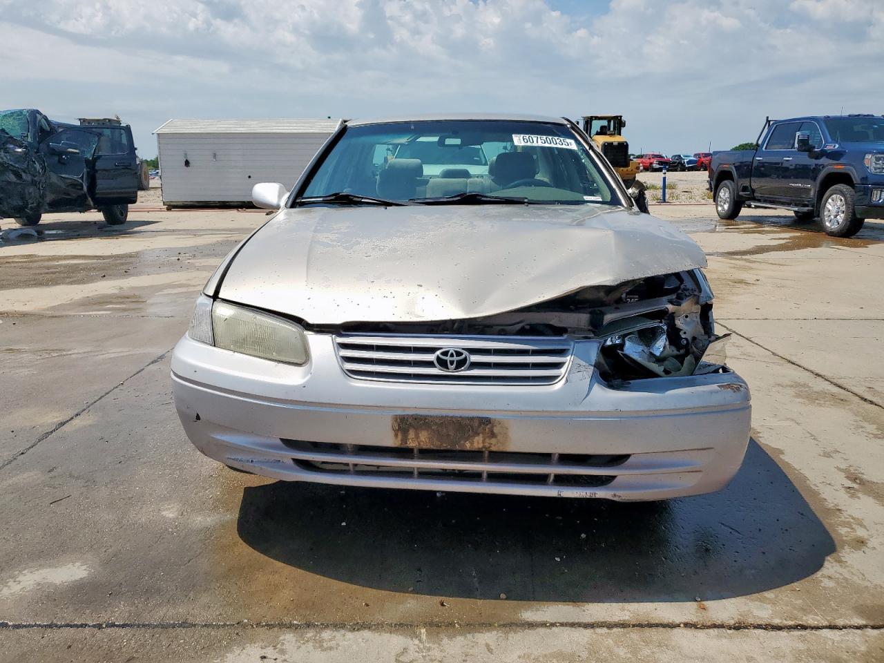 1998 Toyota Camry Ce - Image 5