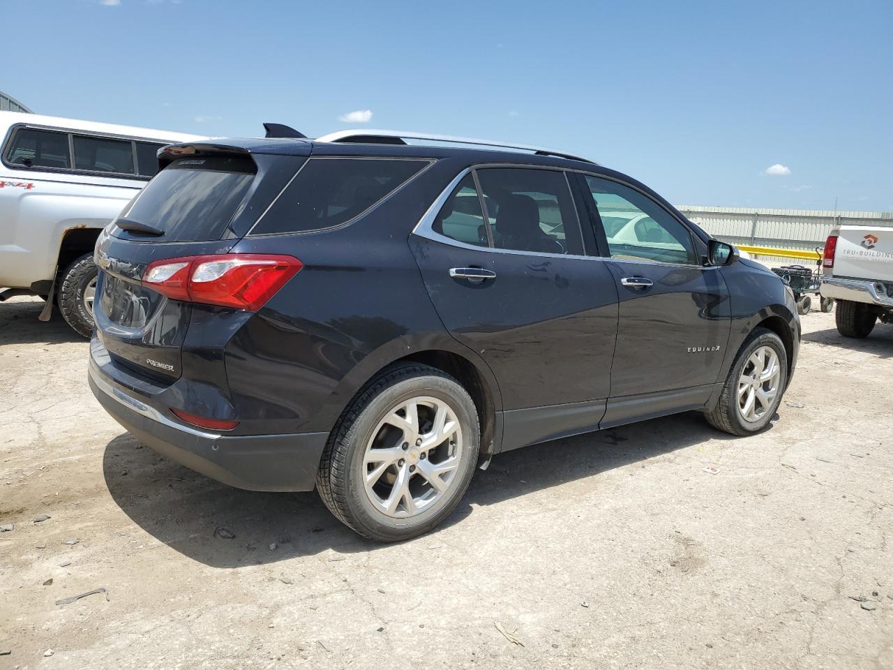 2020 Chevrolet Equinox Premier - Фото 3