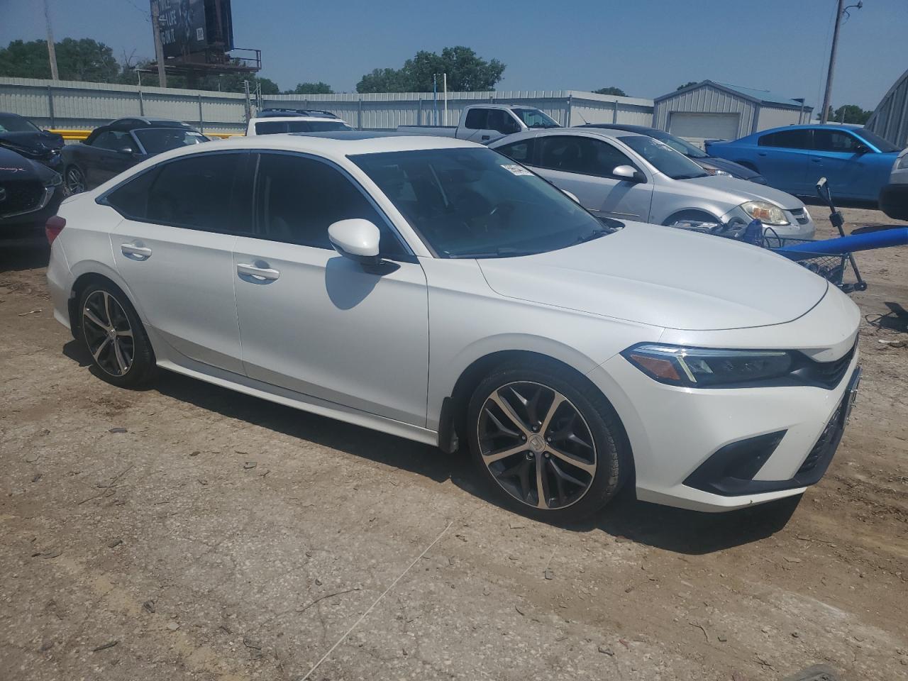 2022 Honda Civic Touring - Image 4